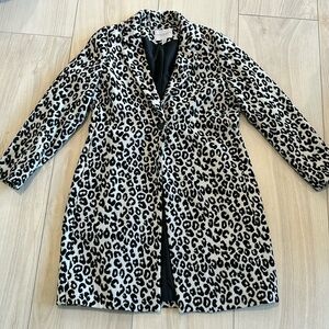 Animal print black and white long light weight coat